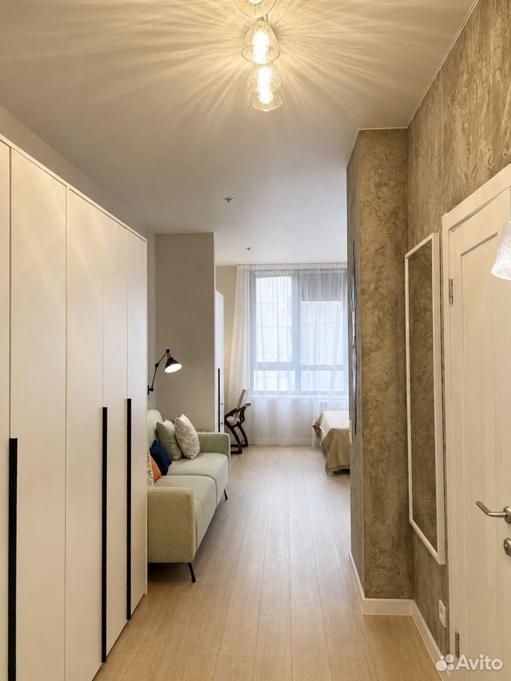 m. Maryina Roscha: Apartment, studio