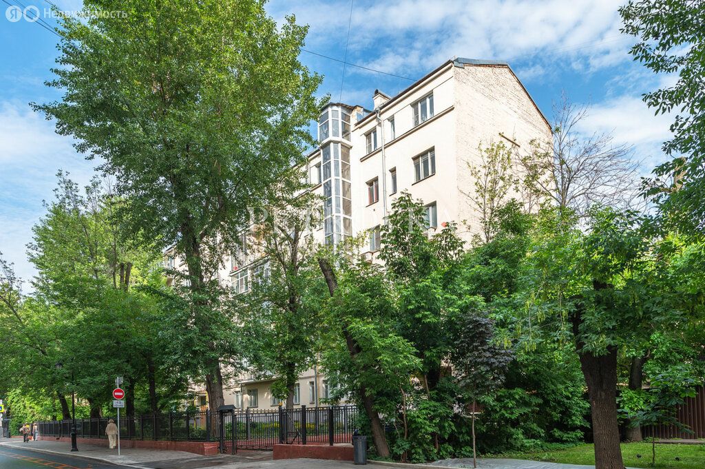 m. Tverskaya: Apartment, 2-rooms