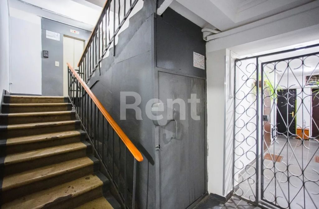 m. Mayakovskaya: Apartment, 2-rooms
