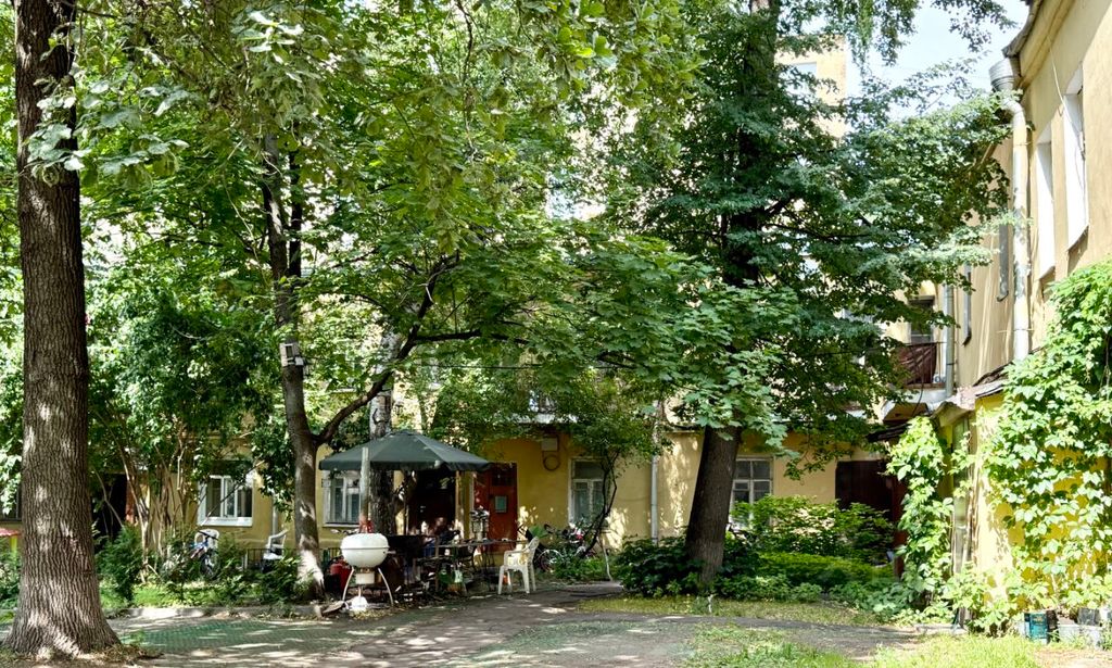 m. Borovitskaya: Apartment, 2-rooms