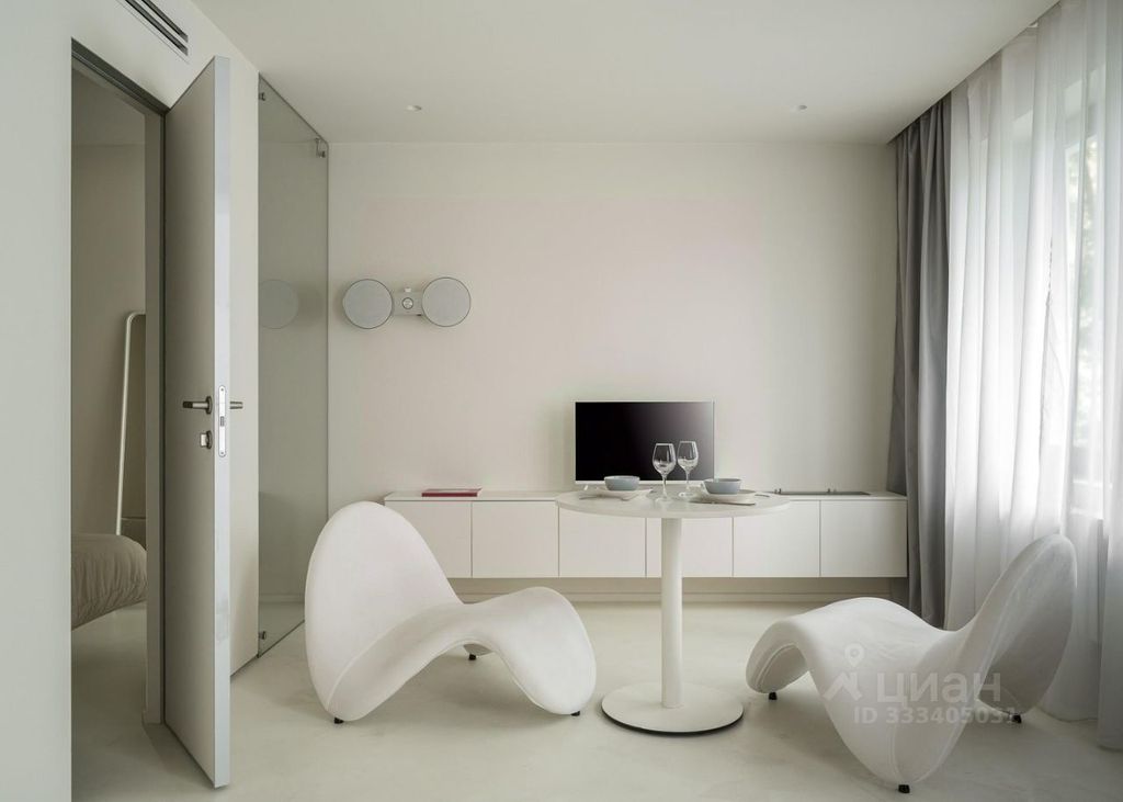 m. Ploschad trekh vokzalov: Apartment, 1-rooms