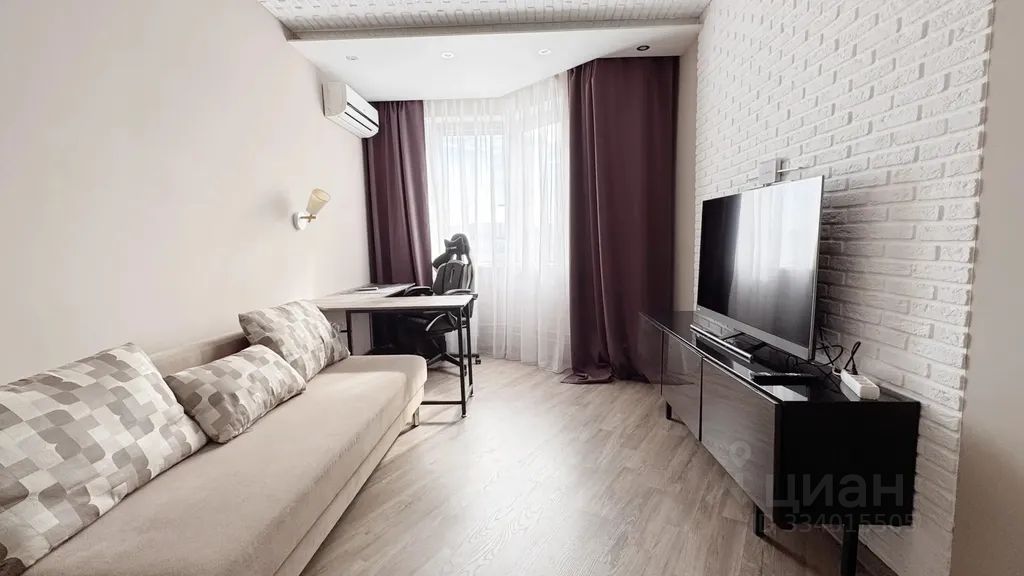 m. Myakinino: Apartment, 2-rooms