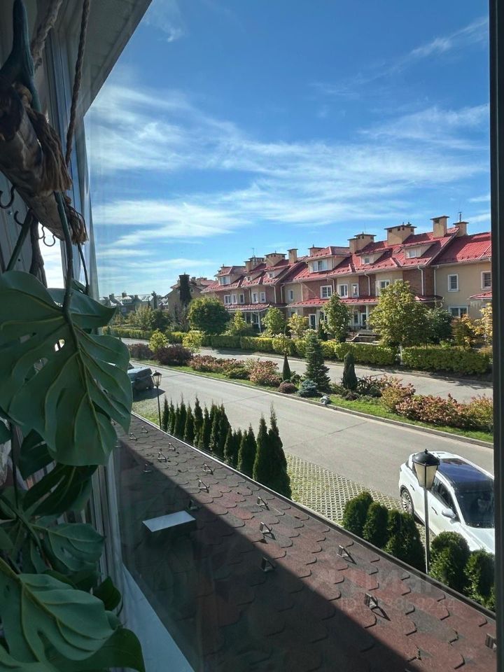 m. Pyatnitskoe shosse: Apartment, 3-rooms