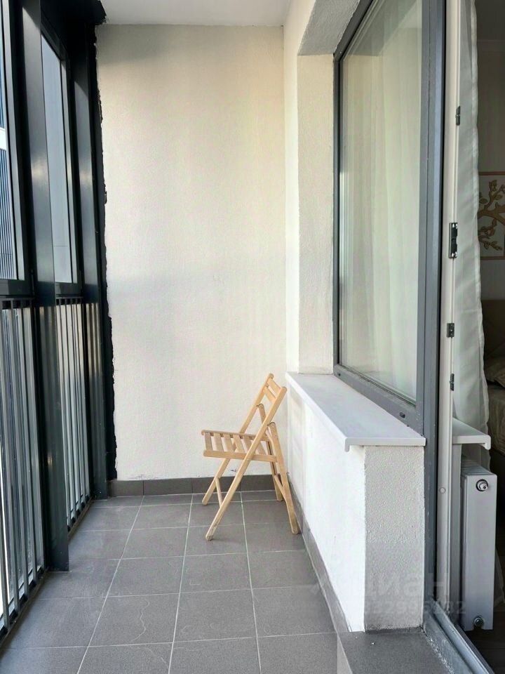 m. Oktyabrskoe pole: Apartment, 1-rooms