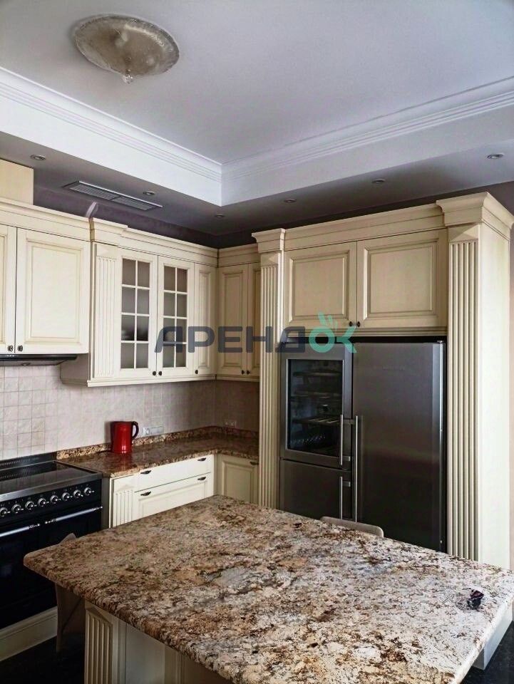 m. Trubnaya: Apartment, 4-rooms