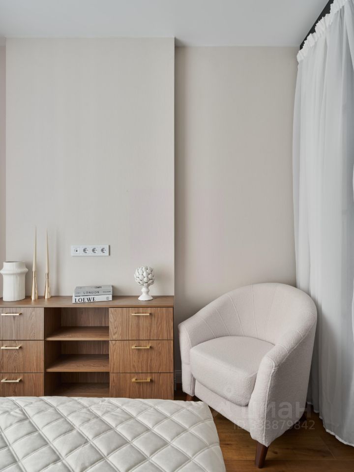 m. Verkhnie Kotly: Apartment, studio