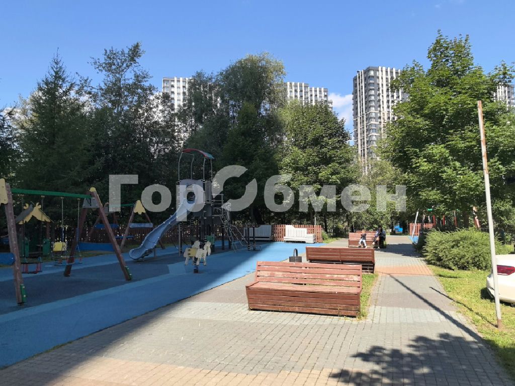 m. Nagornaya: Apartment, 3-rooms