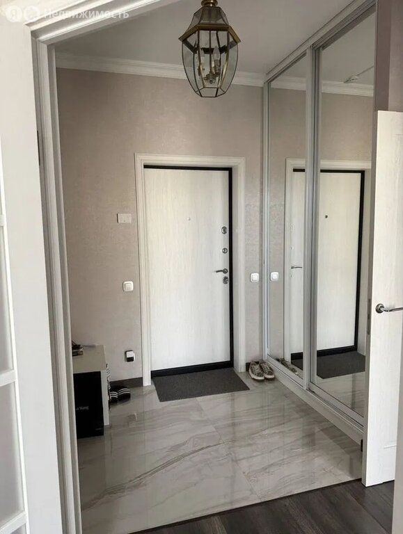 m. Oktyabrskoe pole: Apartment, 1-rooms