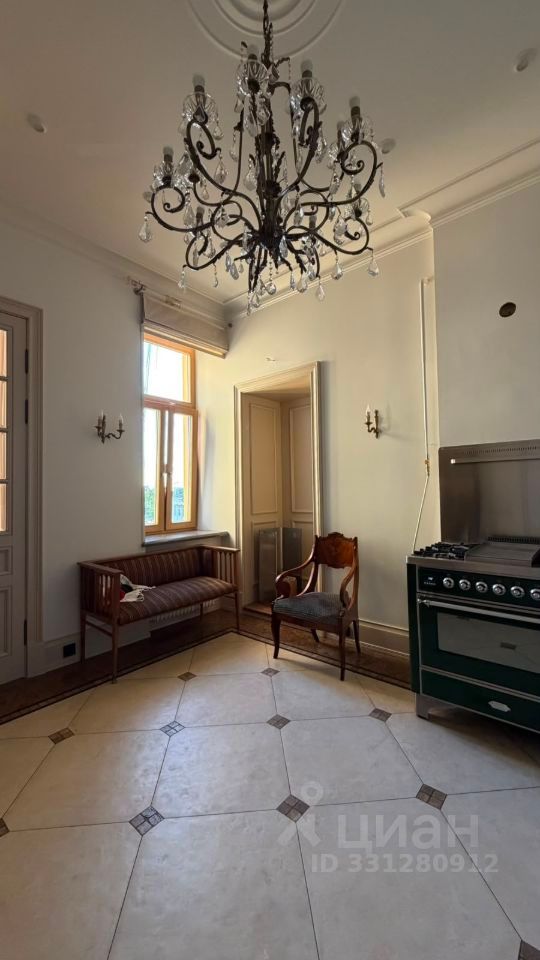 m. Chistye prudy: Apartment, 3-rooms