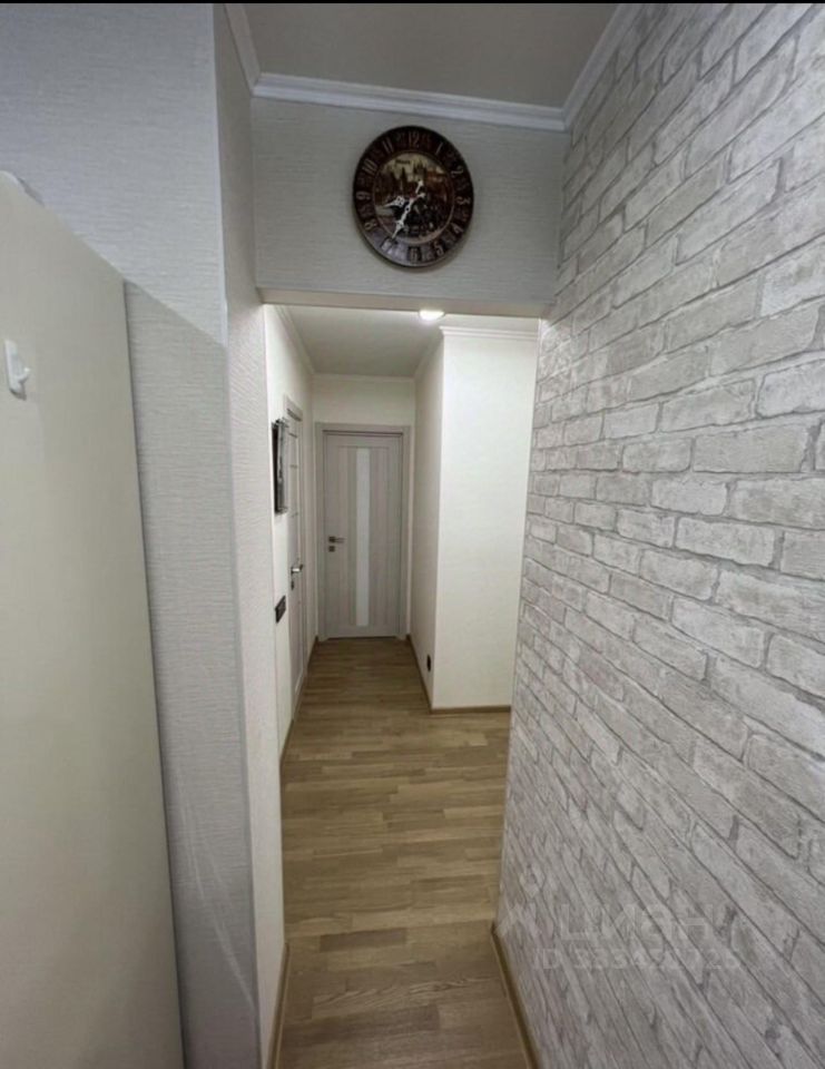 m. Ploschad trekh vokzalov: Apartment, 2-rooms