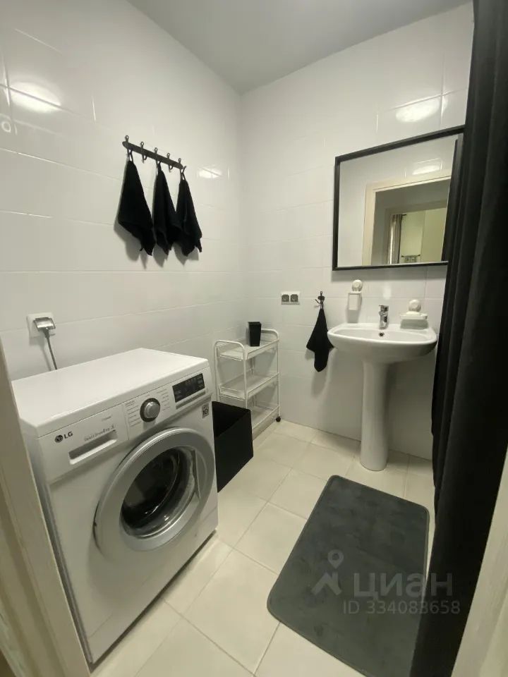 m. Pyatnitskoe shosse: Apartment, 2-rooms