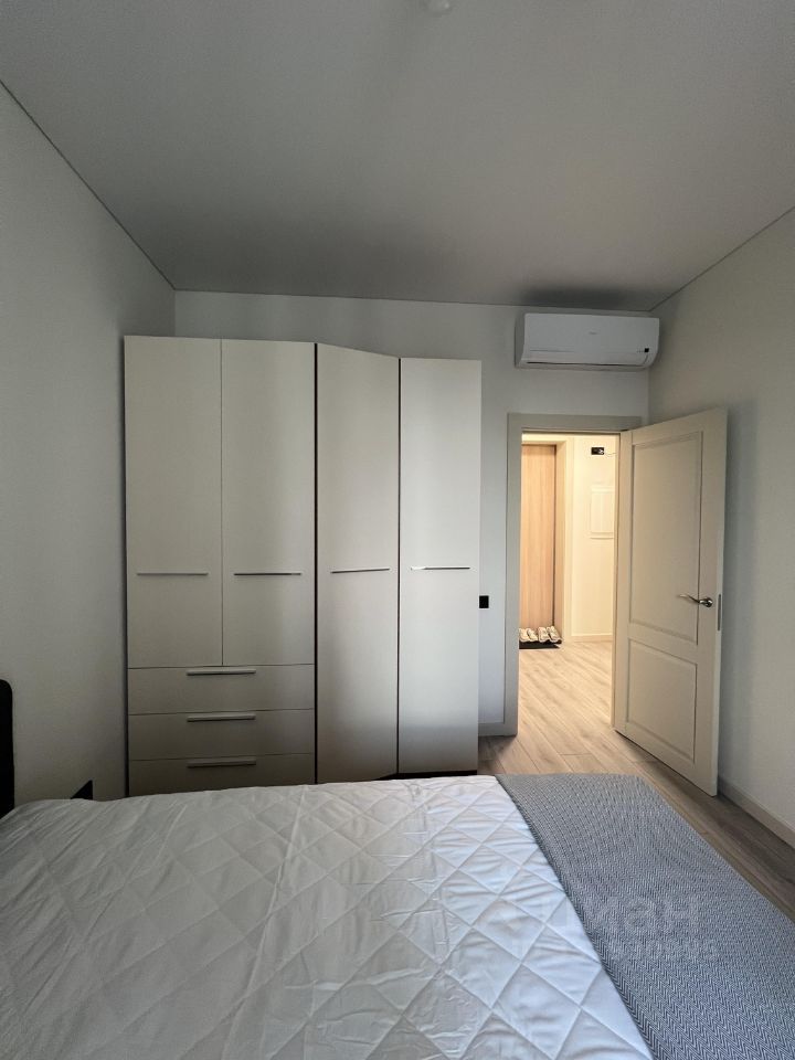 m. Narodnoe Opolchenie: Apartment, 1-rooms