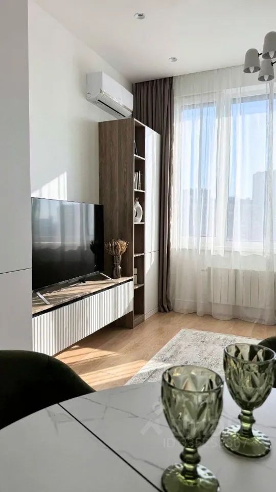 m. Nagornaya: Apartment, studio