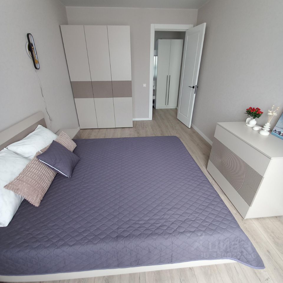 m. Strogino: Apartment, 2-rooms