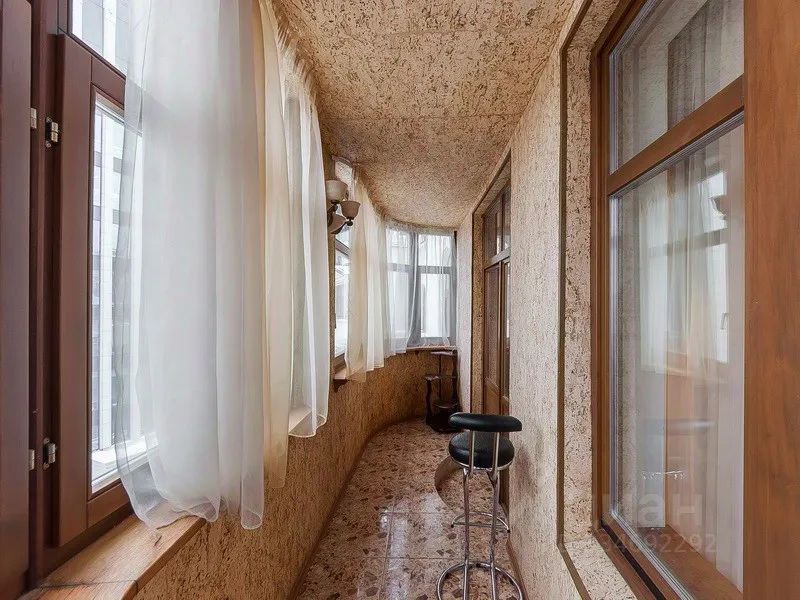 m. Novoslobodskaya: Apartment, 3-rooms