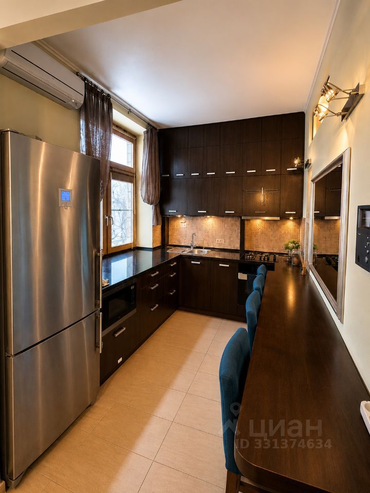 m. Oktyabrskoe pole: Apartment, 2-rooms