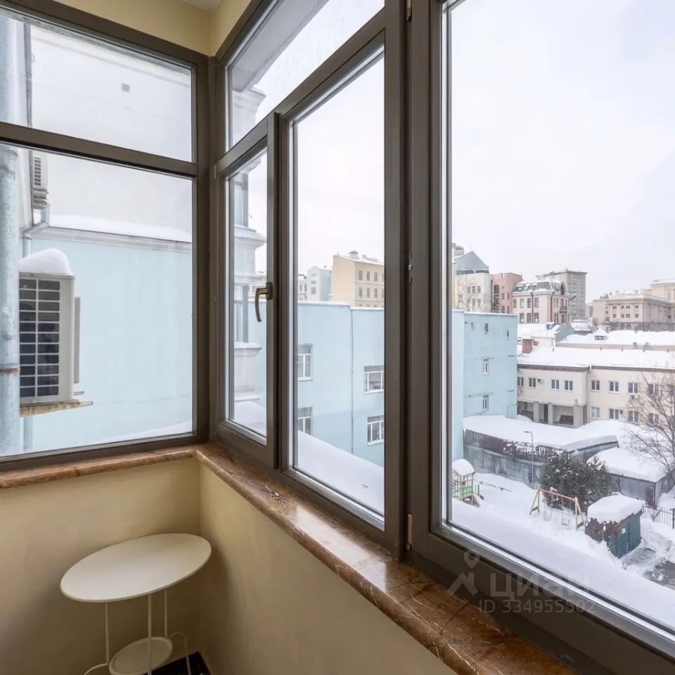 m. Tverskaya: Apartment, 4-rooms