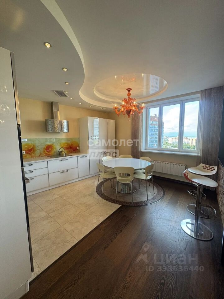 m. Khimki: Apartment, 3-rooms