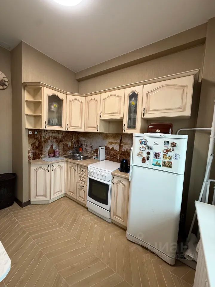 m. Kropotkinskaya: Apartment, 1-rooms