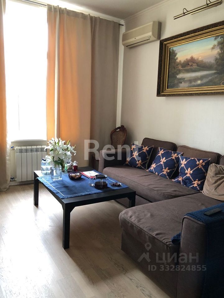 m. Kutuzovskaya: Apartment, 2-rooms