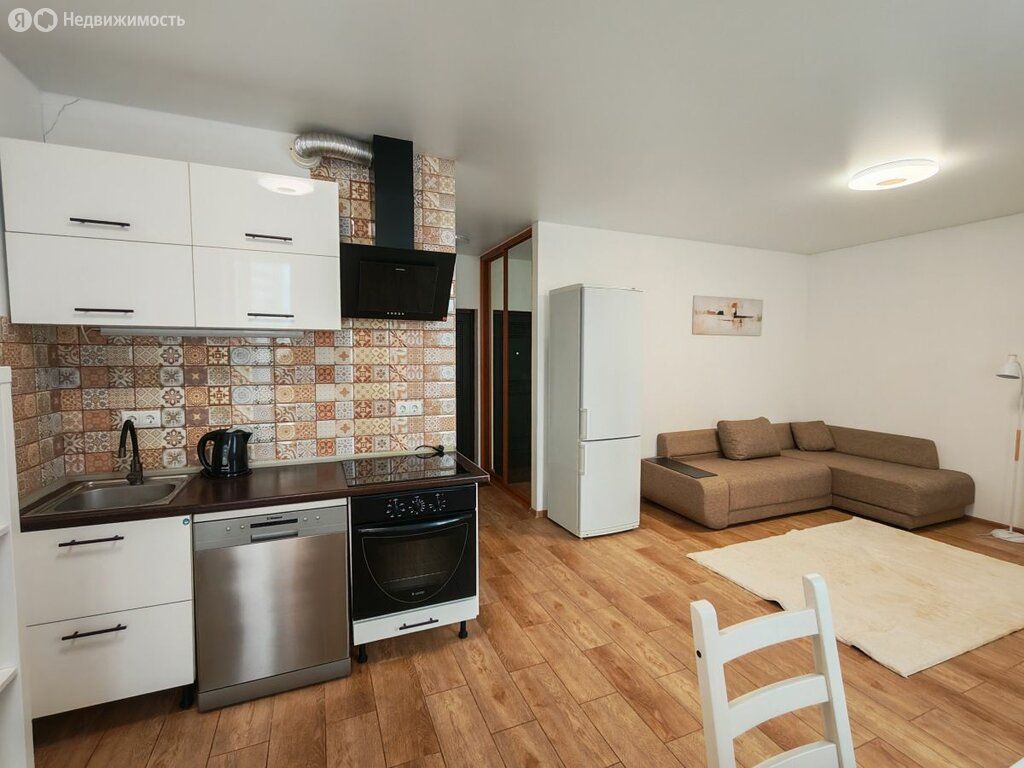 m. Michurinets: Apartment, studio