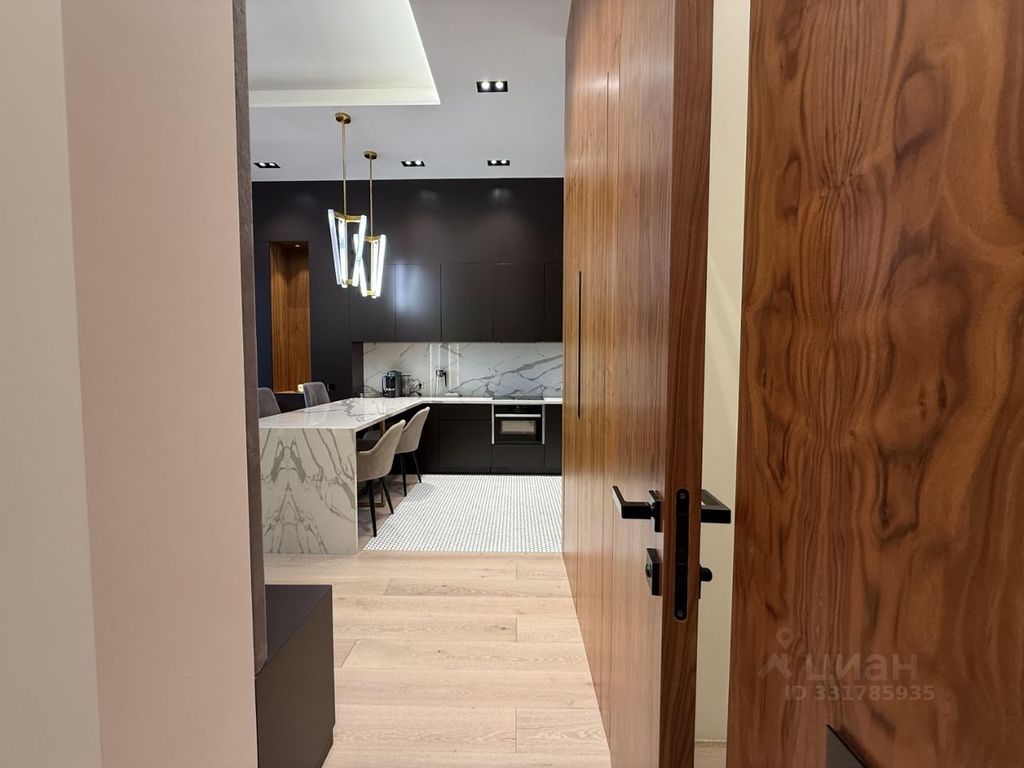 m. Aeroport: Apartment, 3-rooms