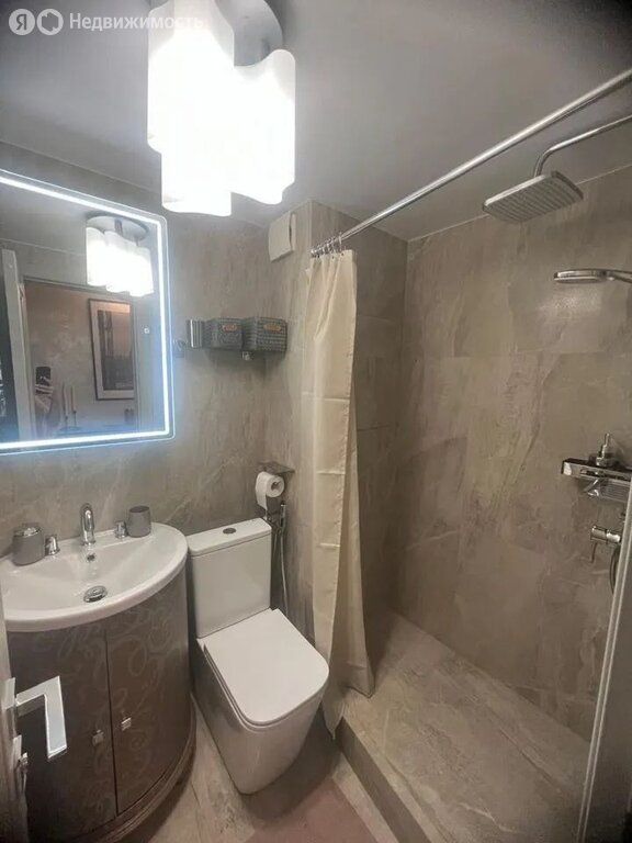 m. Universitet druzhby narodov: Apartment, 1-rooms