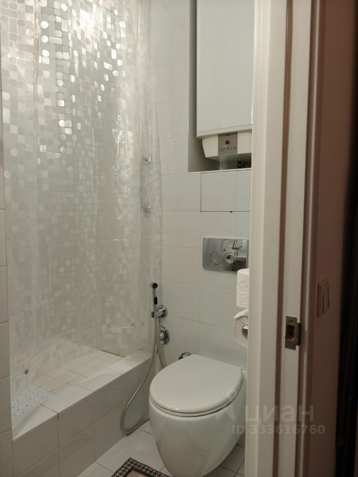 m. Sretensky bulvar: Apartment, studio