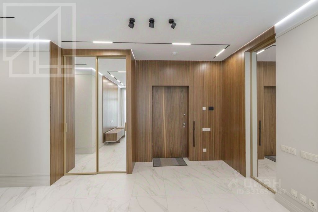 m. Aminyevskaya: Apartment, 3-rooms