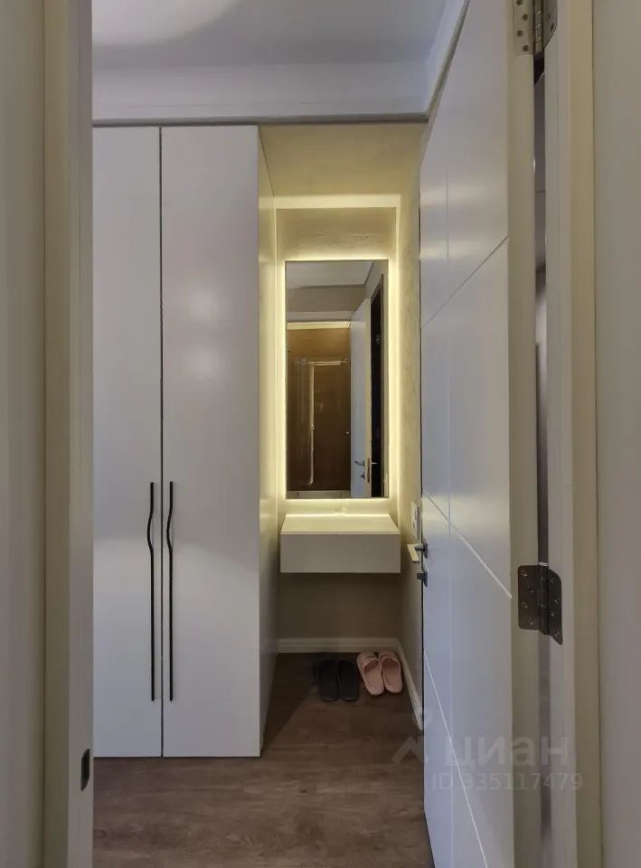 m. Narodnoe Opolchenie: Apartment, 2-rooms