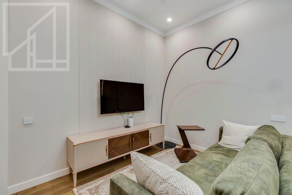 m. Mayakovskaya: Apartment, 3-rooms