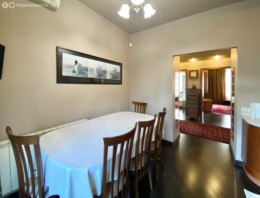 m. Krasnopresnenskaya: Apartment, 2-rooms
