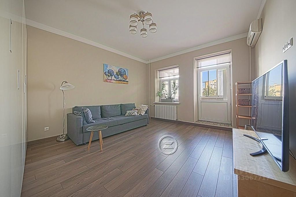 m. Tretyakovskaya: Apartment, 3-rooms