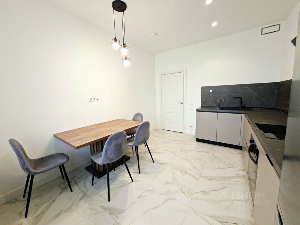 m. Nagornaya: Apartment, 2-rooms