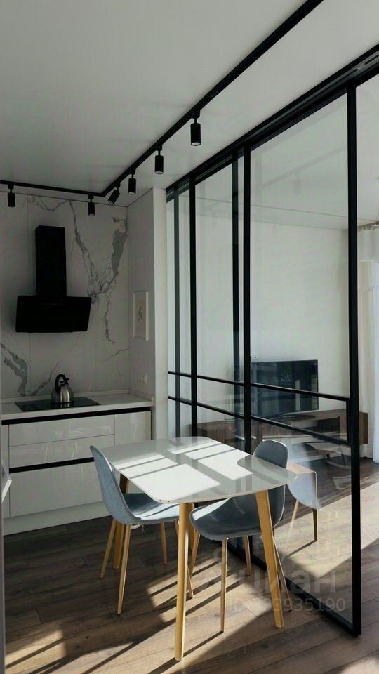m. Zorge: Apartment, 2-rooms