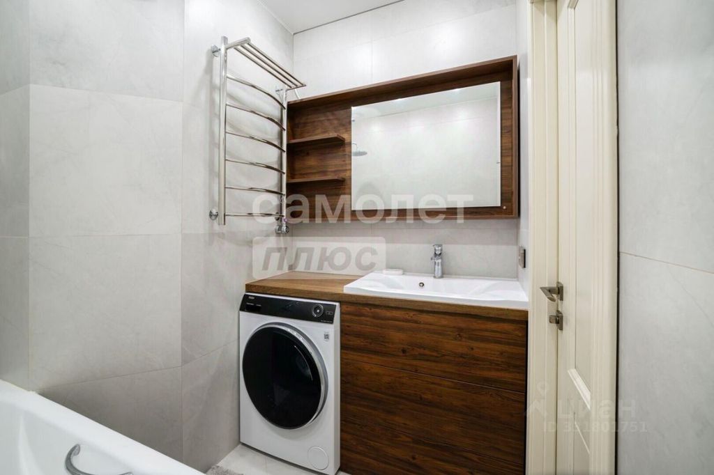 m. Novoperedelkino: Apartment, 2-rooms