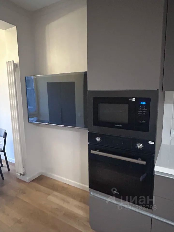 m. Tekhnopark: Apartment, 2-rooms