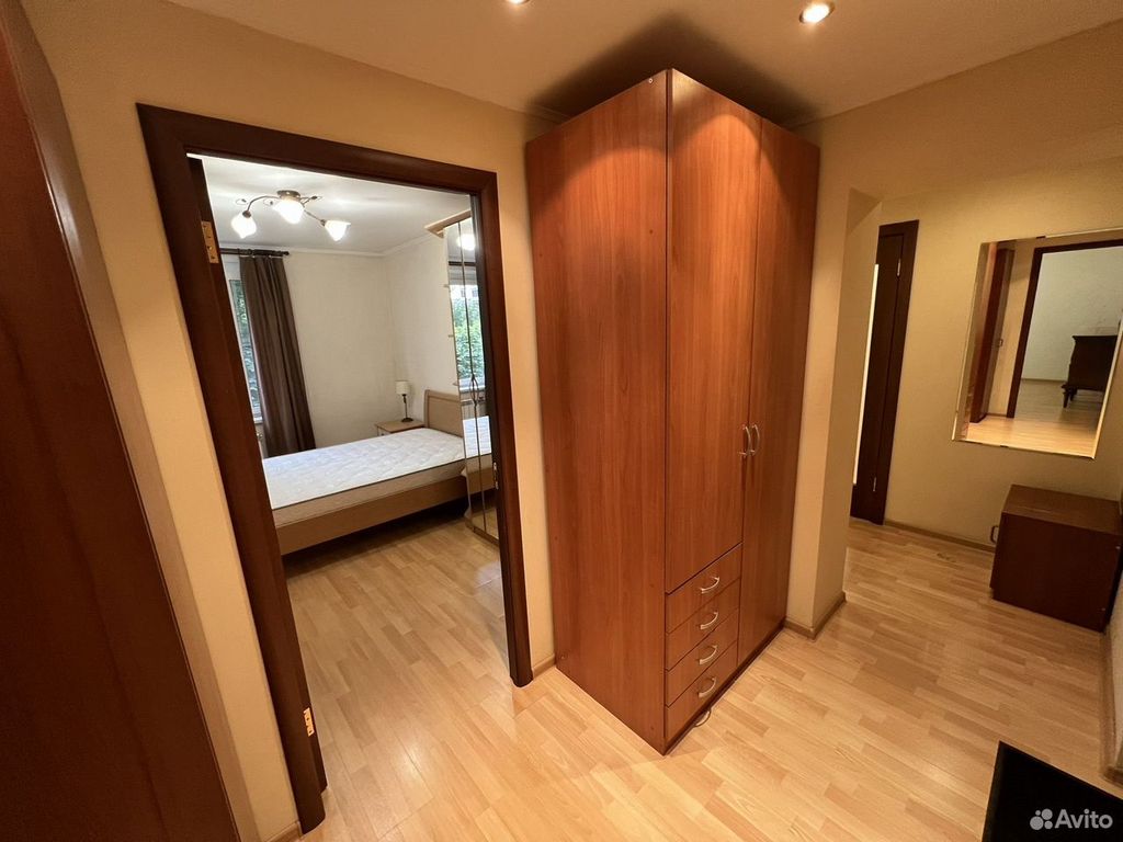 m. Tsvetnoy bulvar: Apartment, 2-rooms