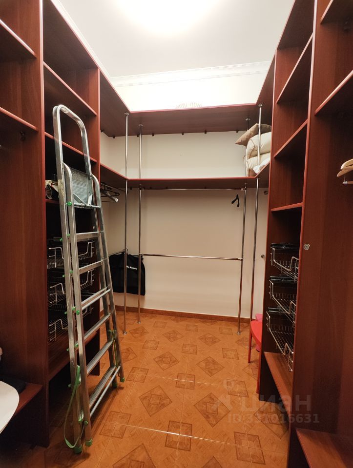 m. Lubyanka: Apartment, 3-rooms