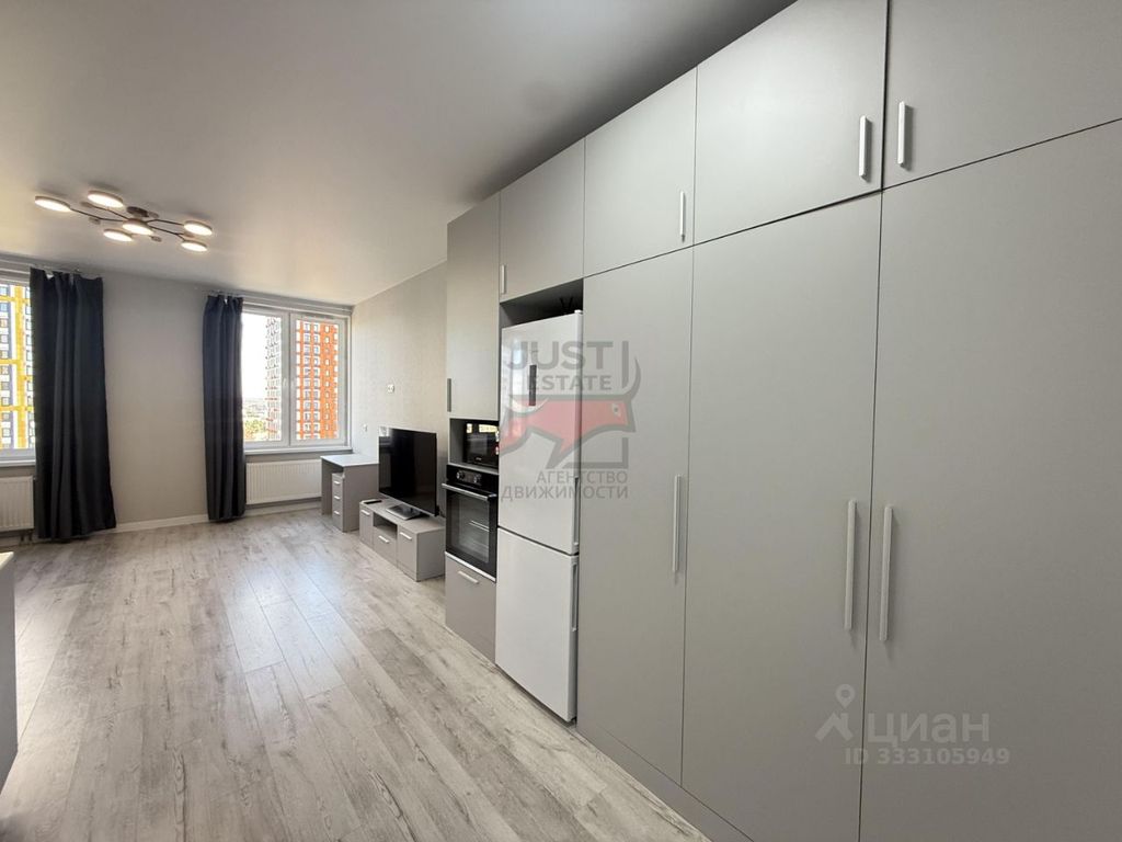 m. Pavshino: Apartment, studio
