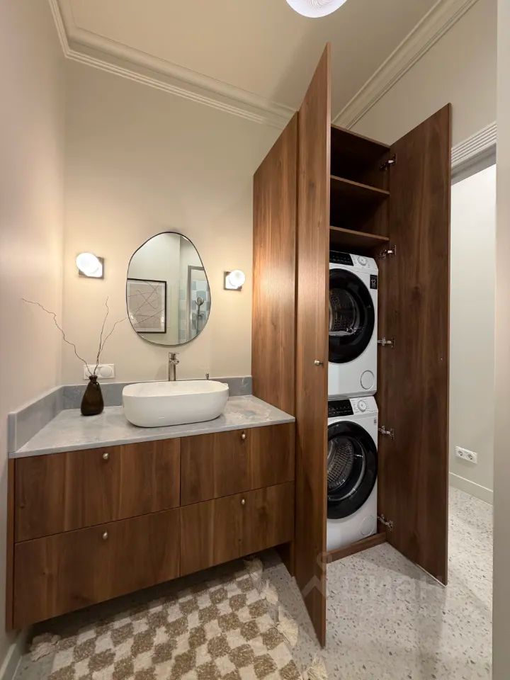 m. Kalitniki: Apartment, studio