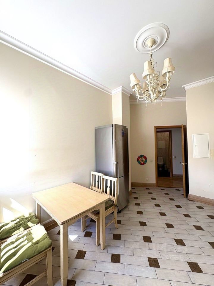 m. Solnechnaya: Apartment, 3-rooms