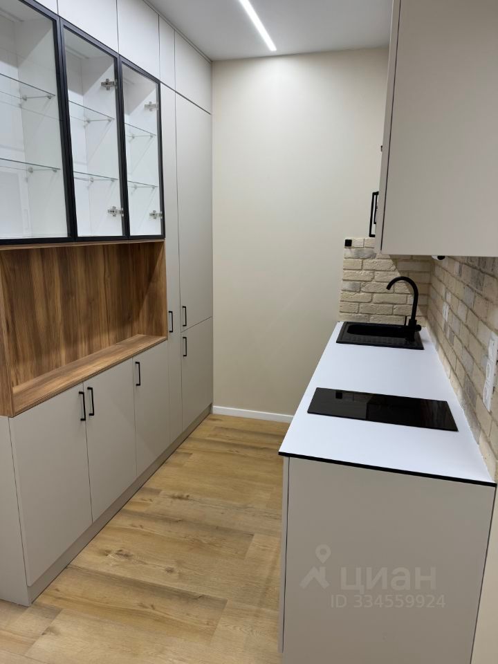 m. Park Pobedy: Apartment, studio