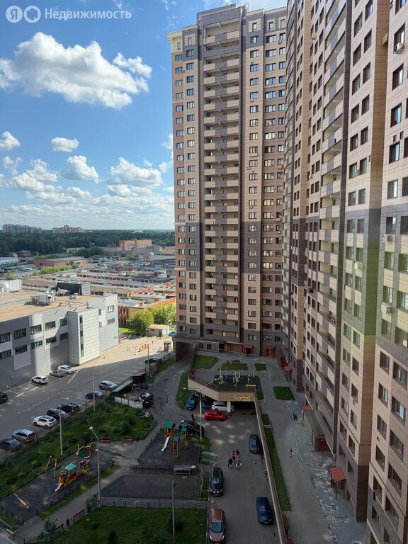 m. Ilyinskaya: Apartment, 3-rooms