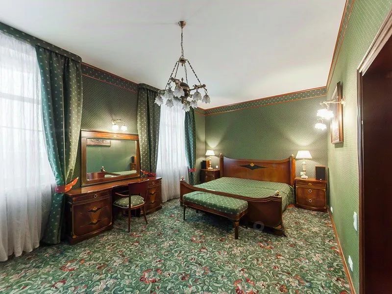 m. Novoslobodskaya: Apartment, 3-rooms
