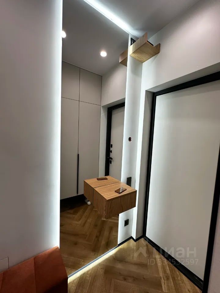 m. Moskva Tovarnaya: Apartment, studio