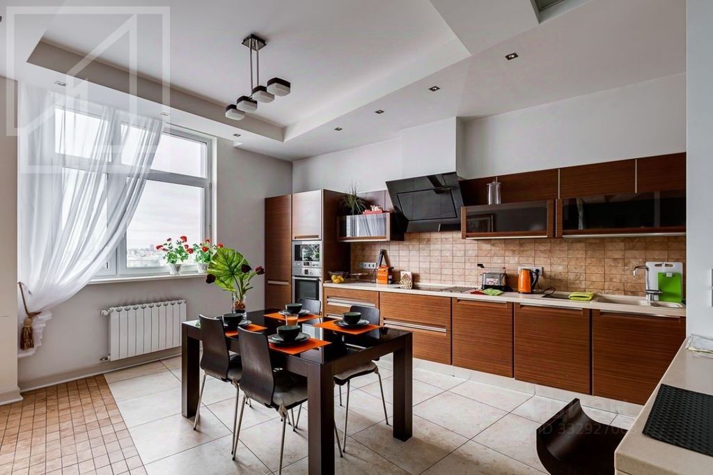 m. Oktyabrskaya: Apartment, 3-rooms