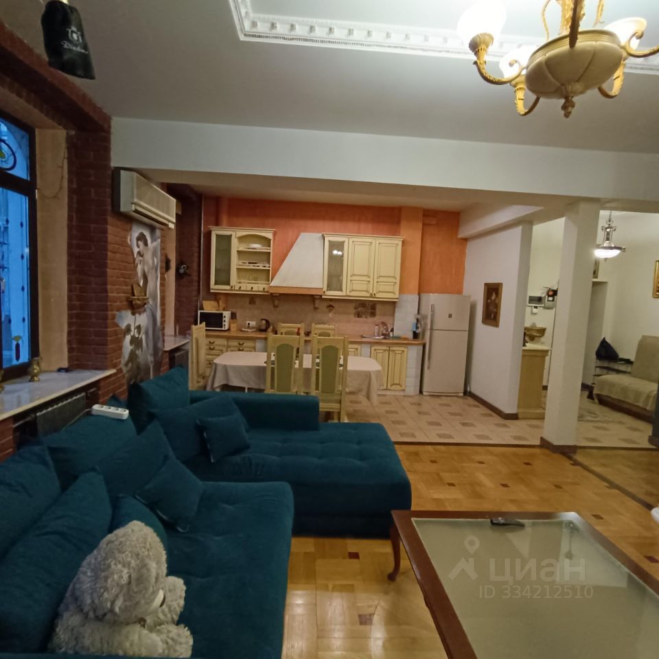 m. Sretensky bulvar: Apartment, 2-rooms