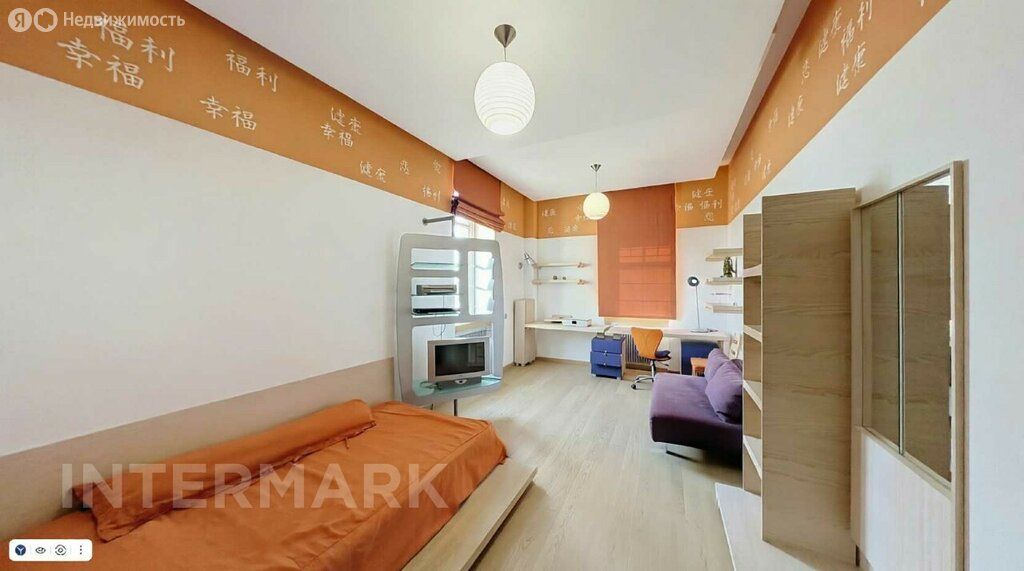 m. Barrikadnaya: Apartment, 4-rooms