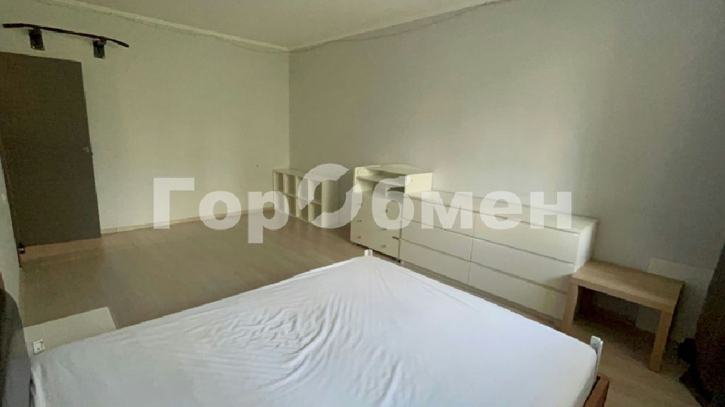 m. Buninskaya alleya: Apartment, 3-rooms